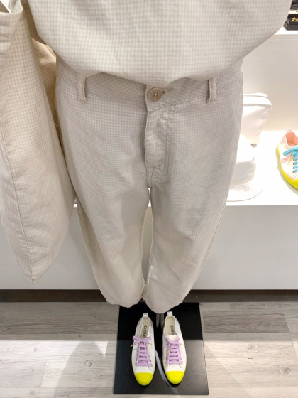 pantalón vichy ecru