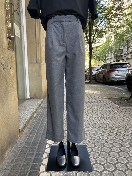 Pantalón gris pinza
