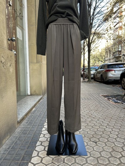 Pantalón oliva