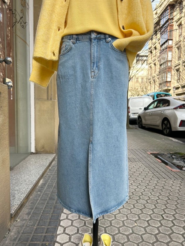 Falda midi vaquera