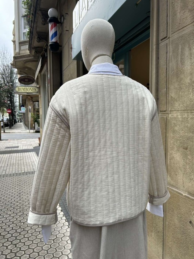 Chaqueta acolchada cruda