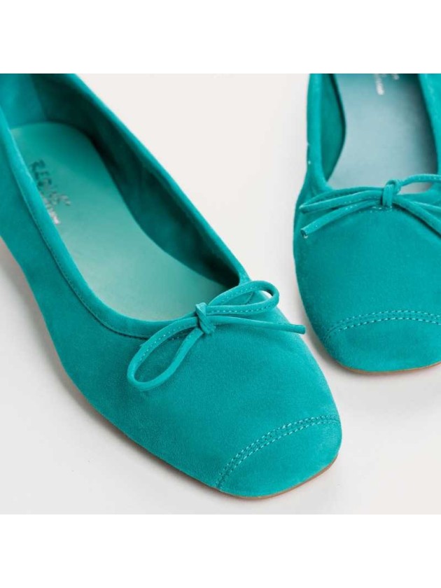 Bailarina ante esmeralda