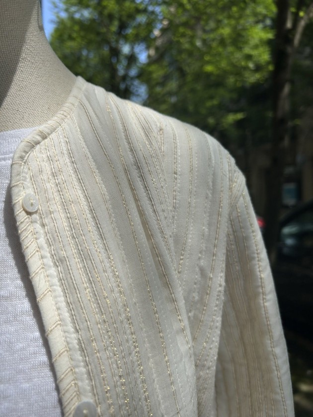 Kimono rayitas doradas