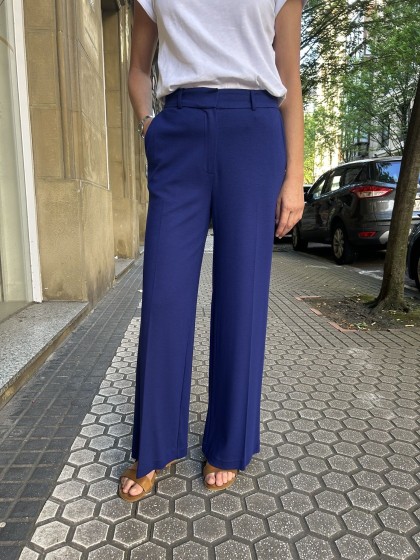 Pantalón azul tinta