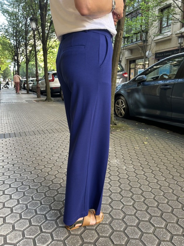 Pantalón azul tinta