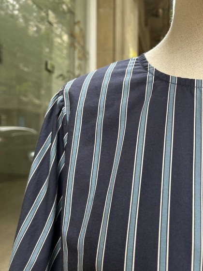 Blusa rayas azules