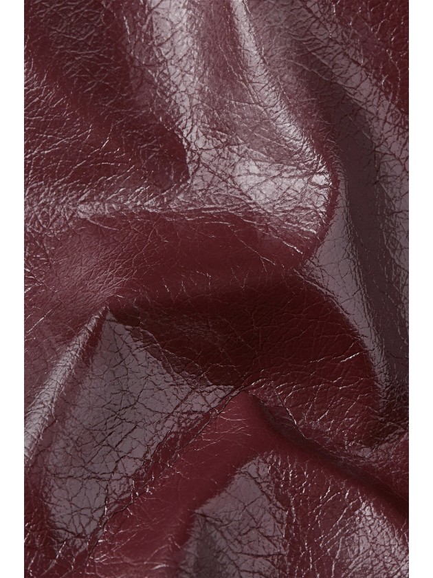 Gabardina charol burdeos