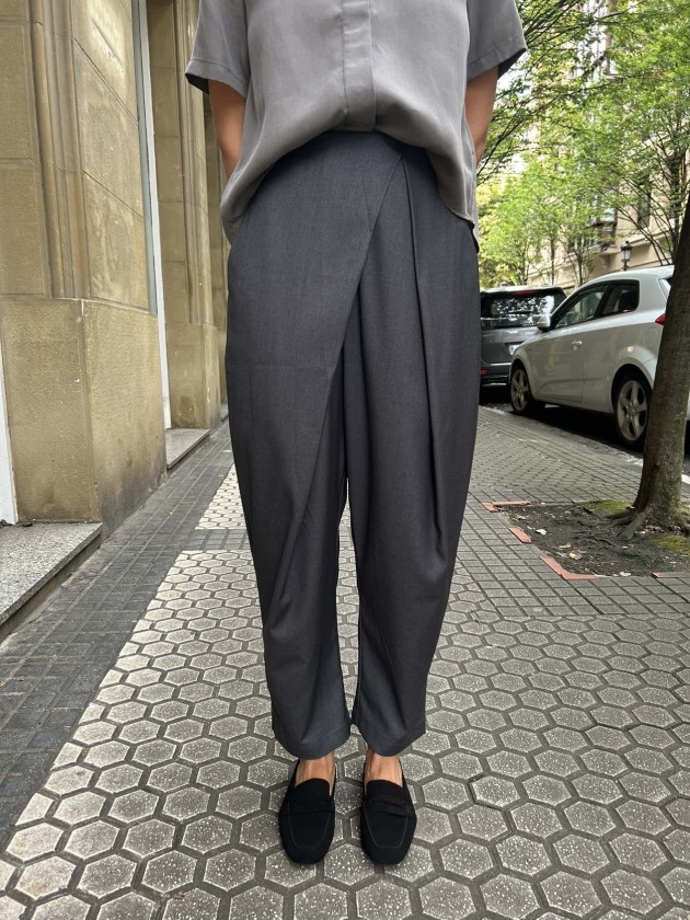 Pantalón anika gris