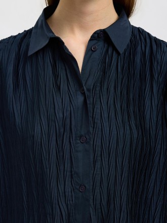 Camisa plisada azul 2