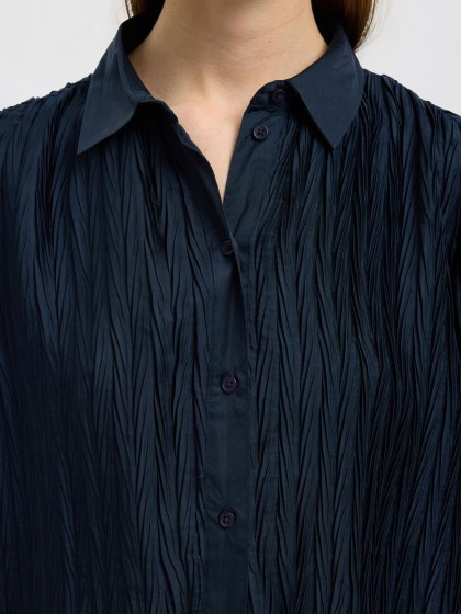 Camisa plisada azul