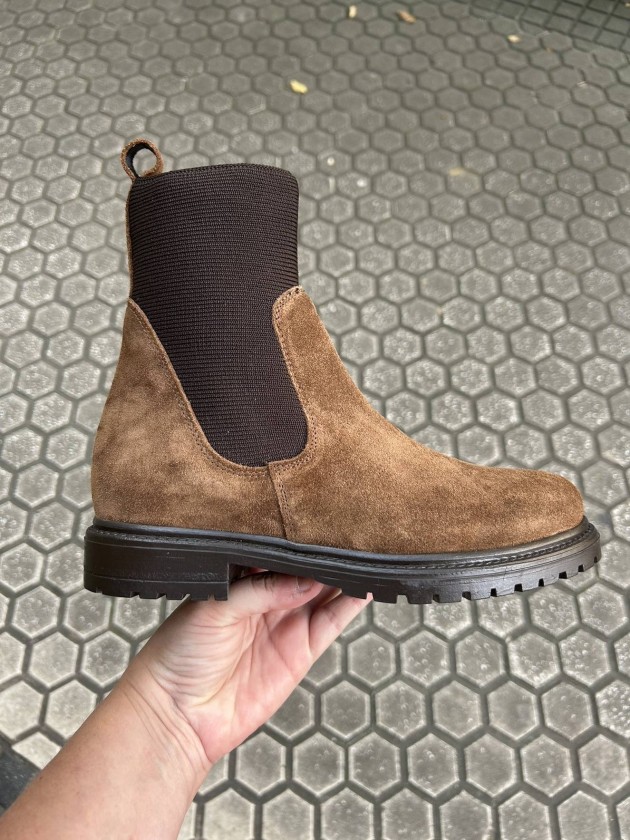 Bota marrón