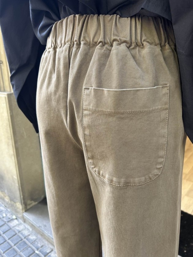 Pantalón verde/marrón