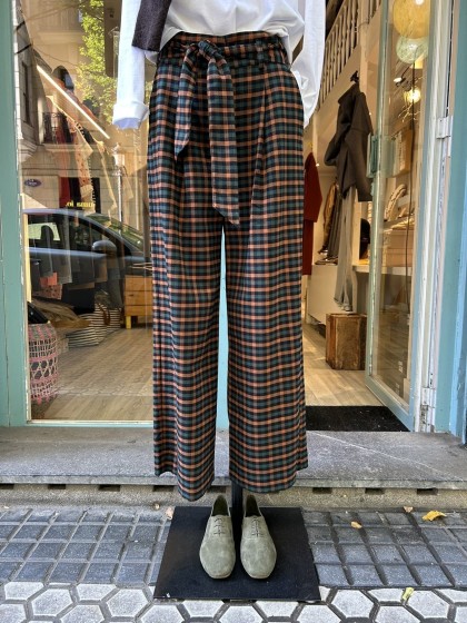 Pantalón cuadritos
