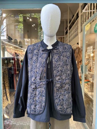 Chaleco estampado paisley