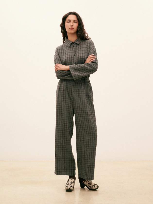 Pantalón cuadros gris