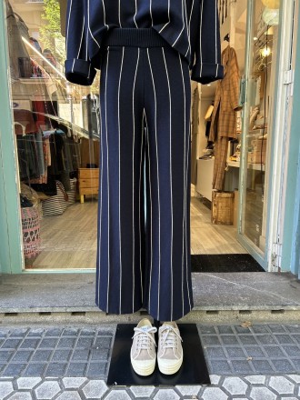 Pantalón de punto a rayas 2