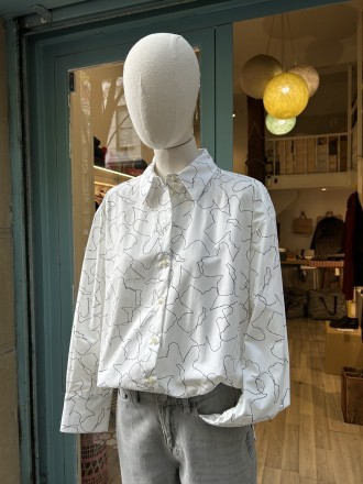 Camisa oversize flores