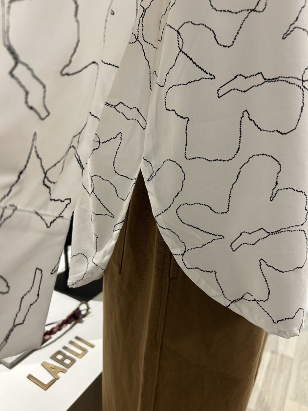 Camisa oversize flores