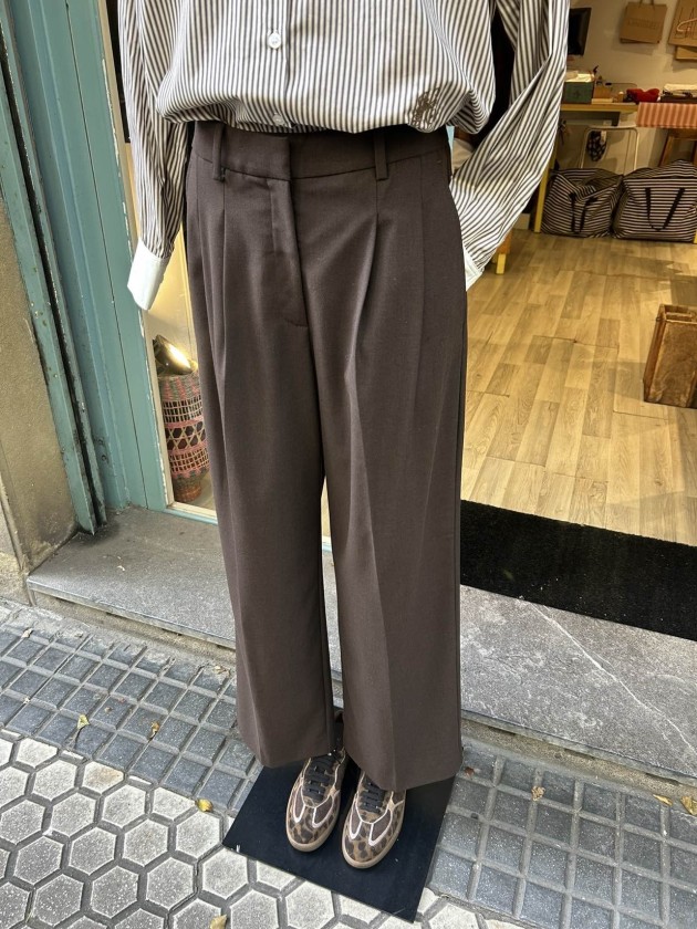 Pantalón marrón