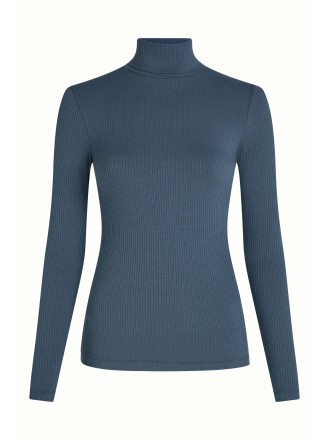 Camiseta cuello alto azul 2