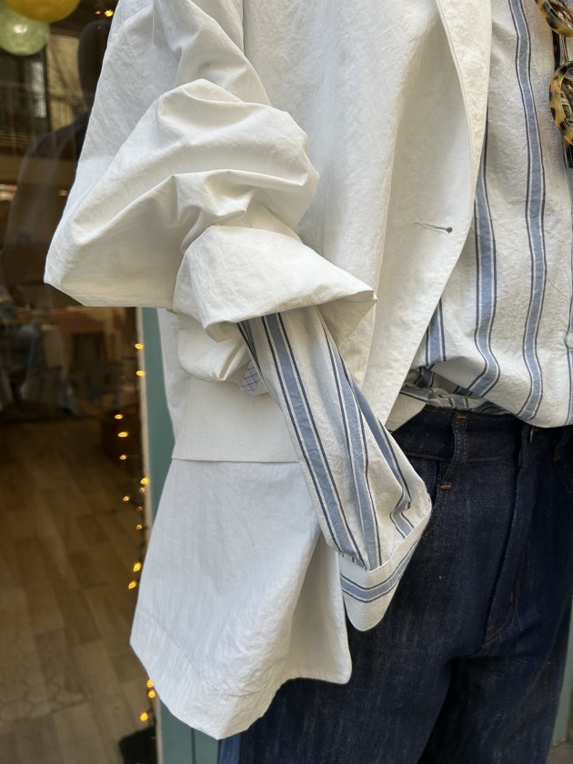 Americana oversize blanca