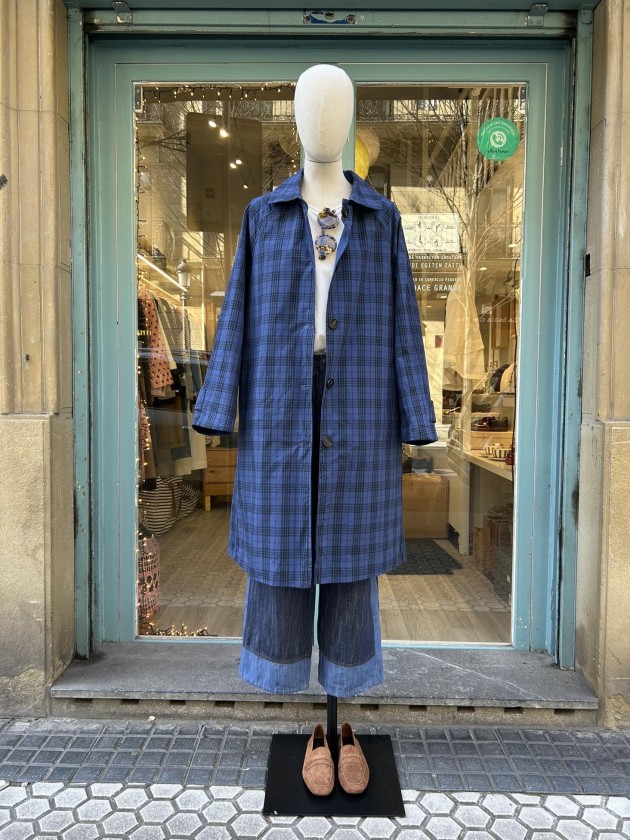 Gabardina reversible azul