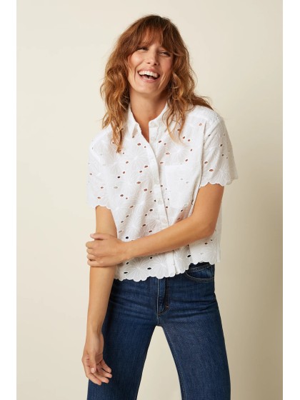 Camisa bordada blanca