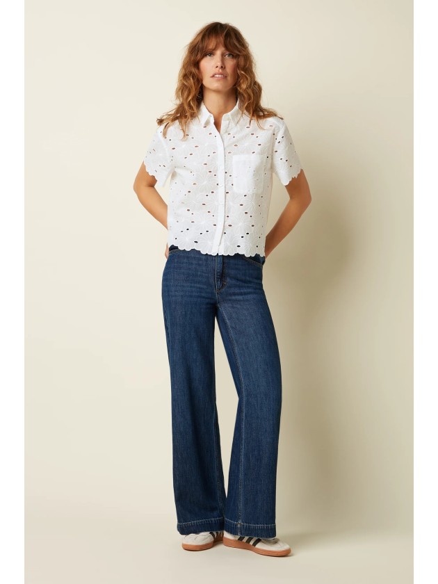 Camisa bordada blanca