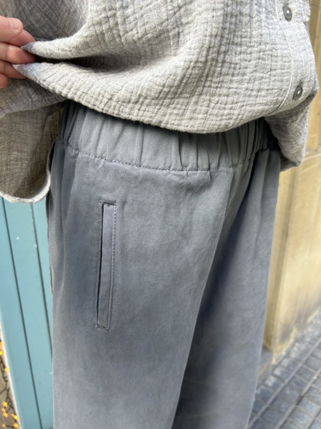 Pantalón loneta gris