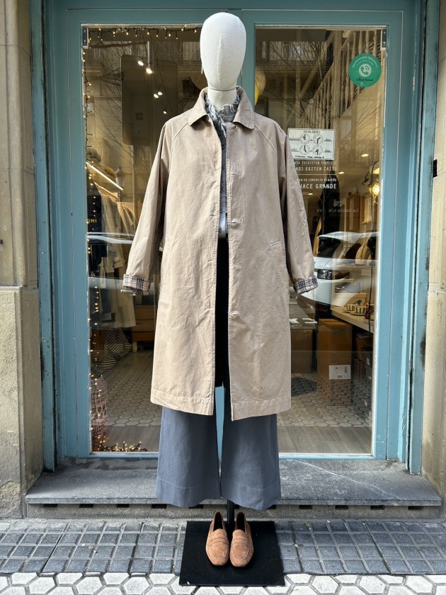 Gabardina reversible beige