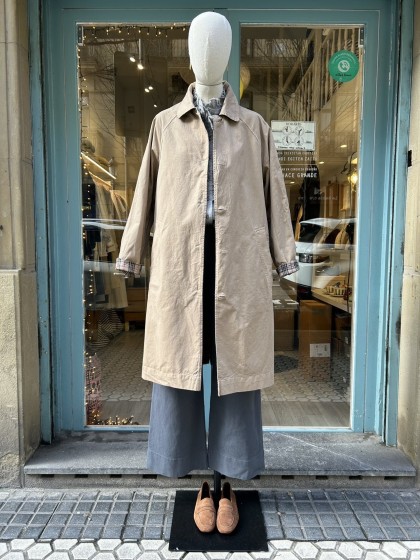 Gabardina reversible beige