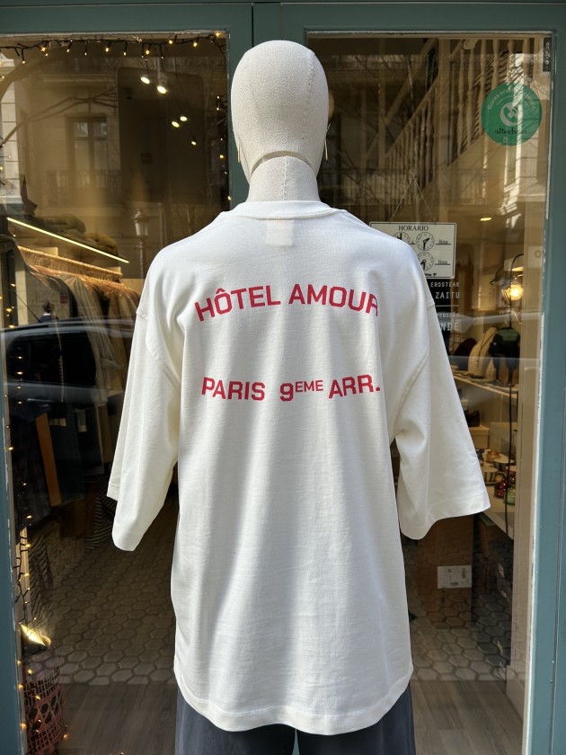 Camiseta Hotel amour