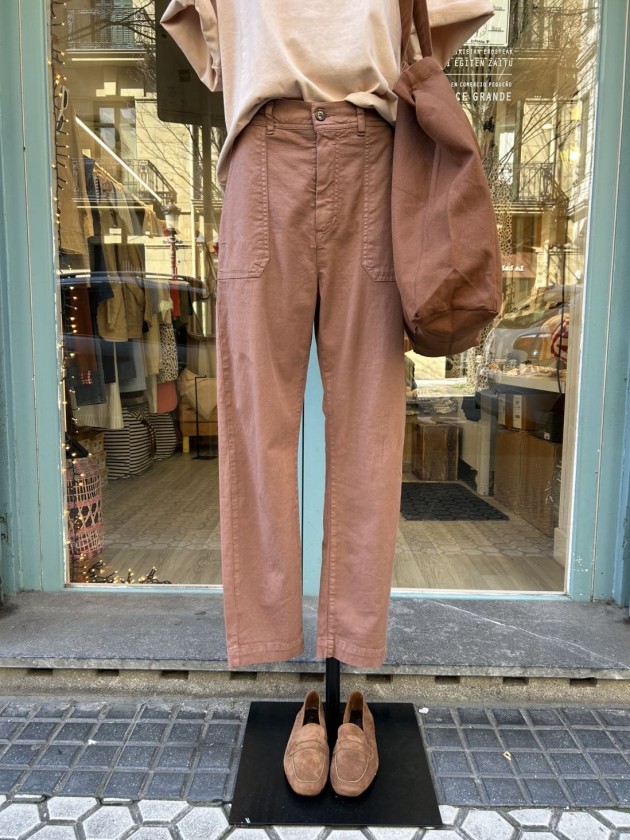 Pantalón  avellana